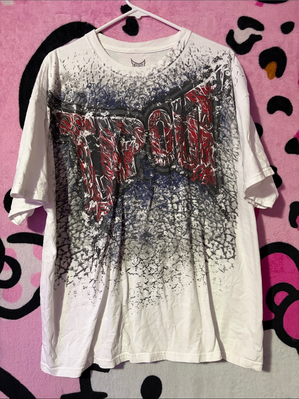 Tapout White Short-Sleeve Tee Red & Black Graphic